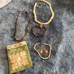 Jewelry Bundle…Hawaiian Theme